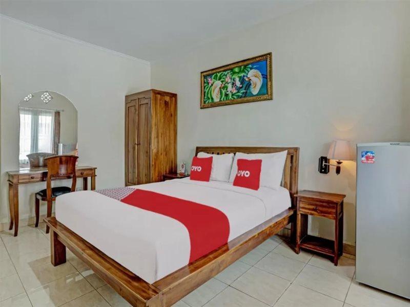 Super Oyo 3904 Kiki Residence Bali Legian Kültér fotó
