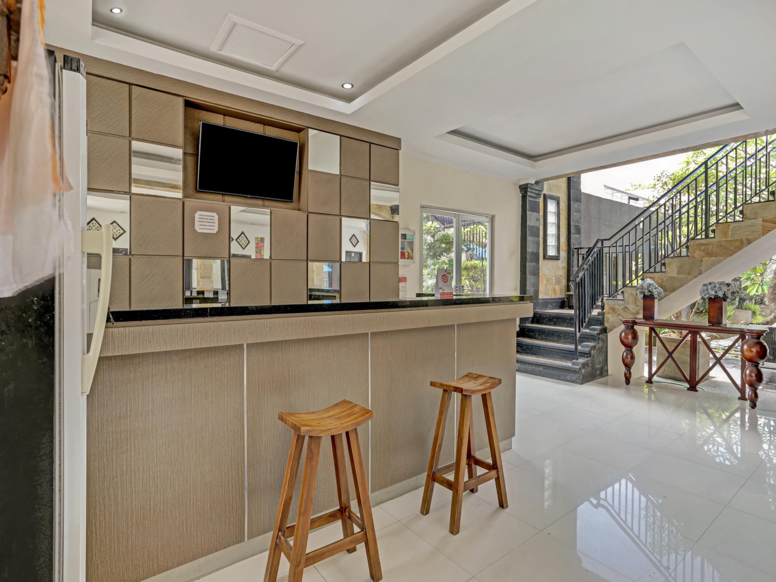 Super Oyo 3904 Kiki Residence Bali Legian Kültér fotó