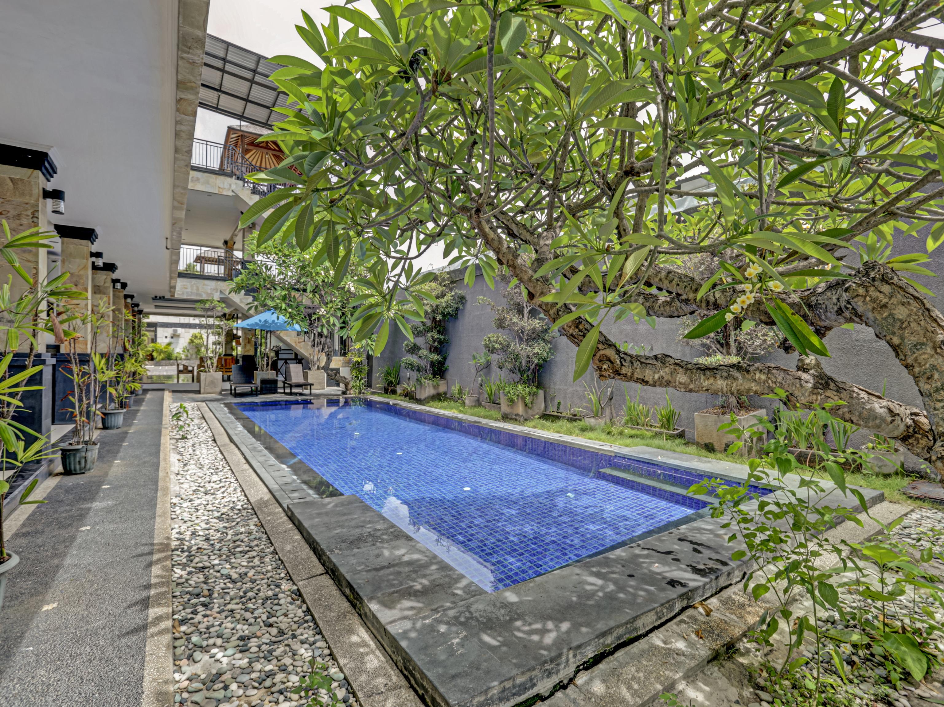 Super Oyo 3904 Kiki Residence Bali Legian Kültér fotó